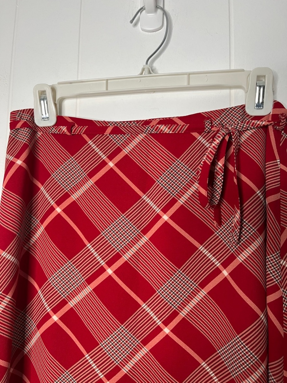 Liz Claiborne Red Plaid Maxi Skirt Waist Tie Size 8 Classic - Picture 3 of 8